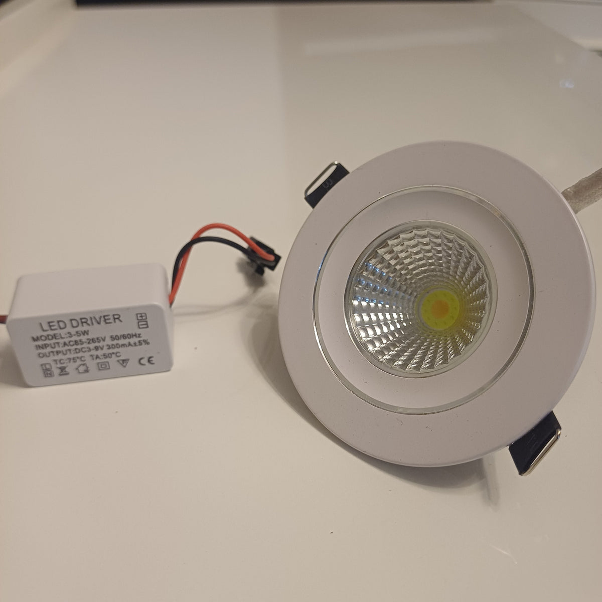 Downlight LED COB Empotrable 3-5W con Driver