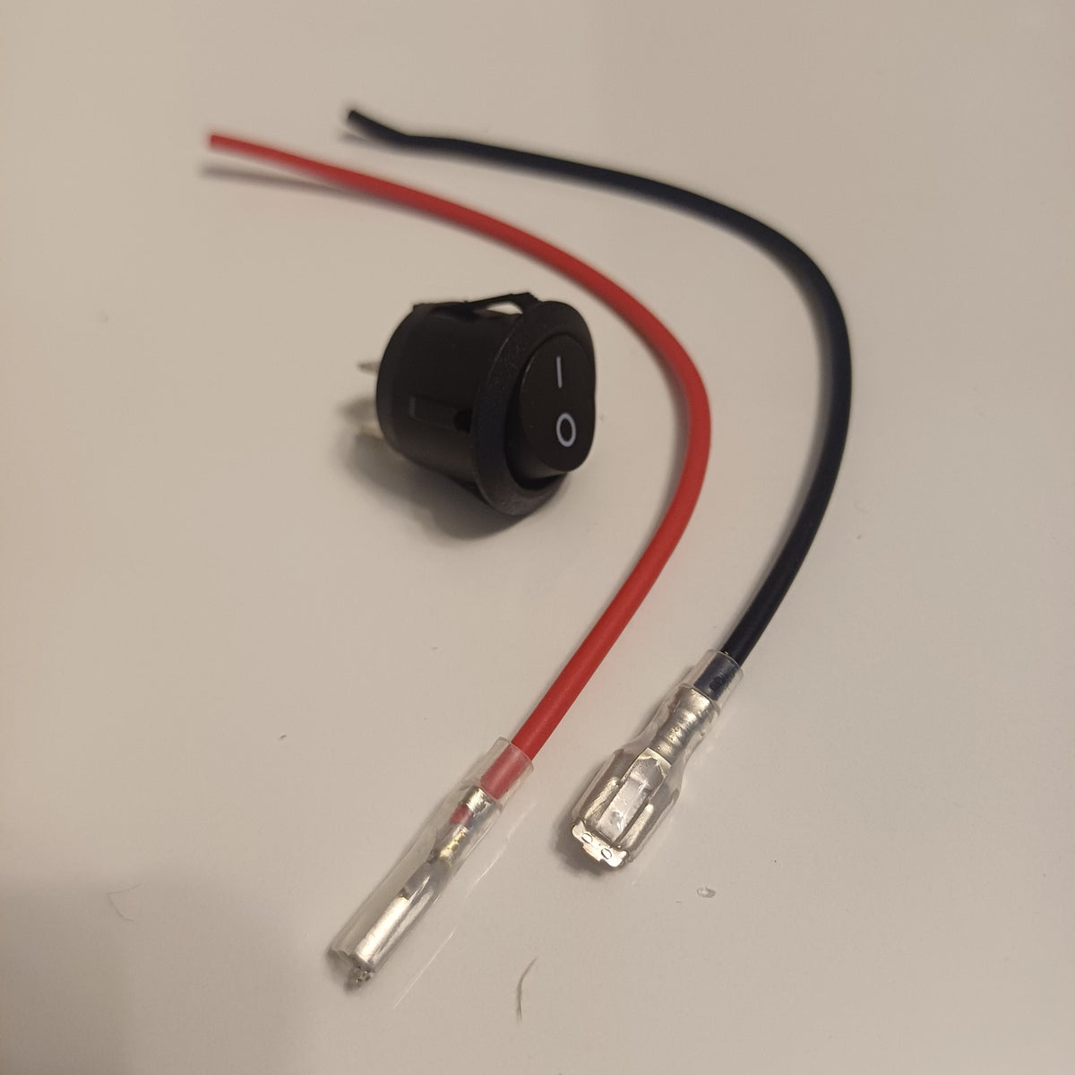 Interruptor Rocker On/Off con Cables y Terminales